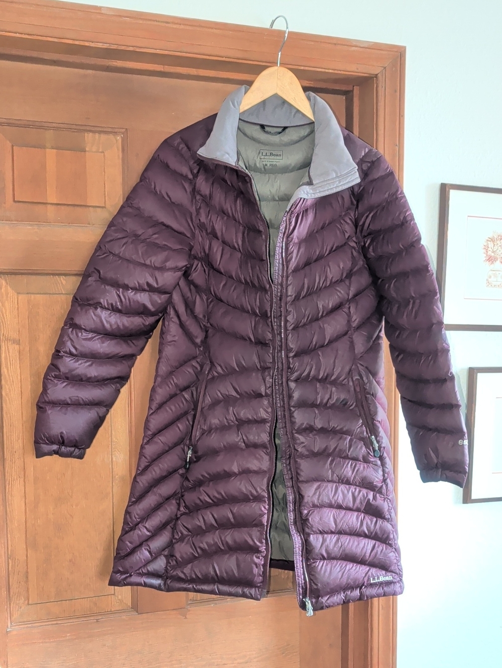 L.L. Bean Women's lightweight Packable Down Puffer Coat - Plum with Gray Trim
